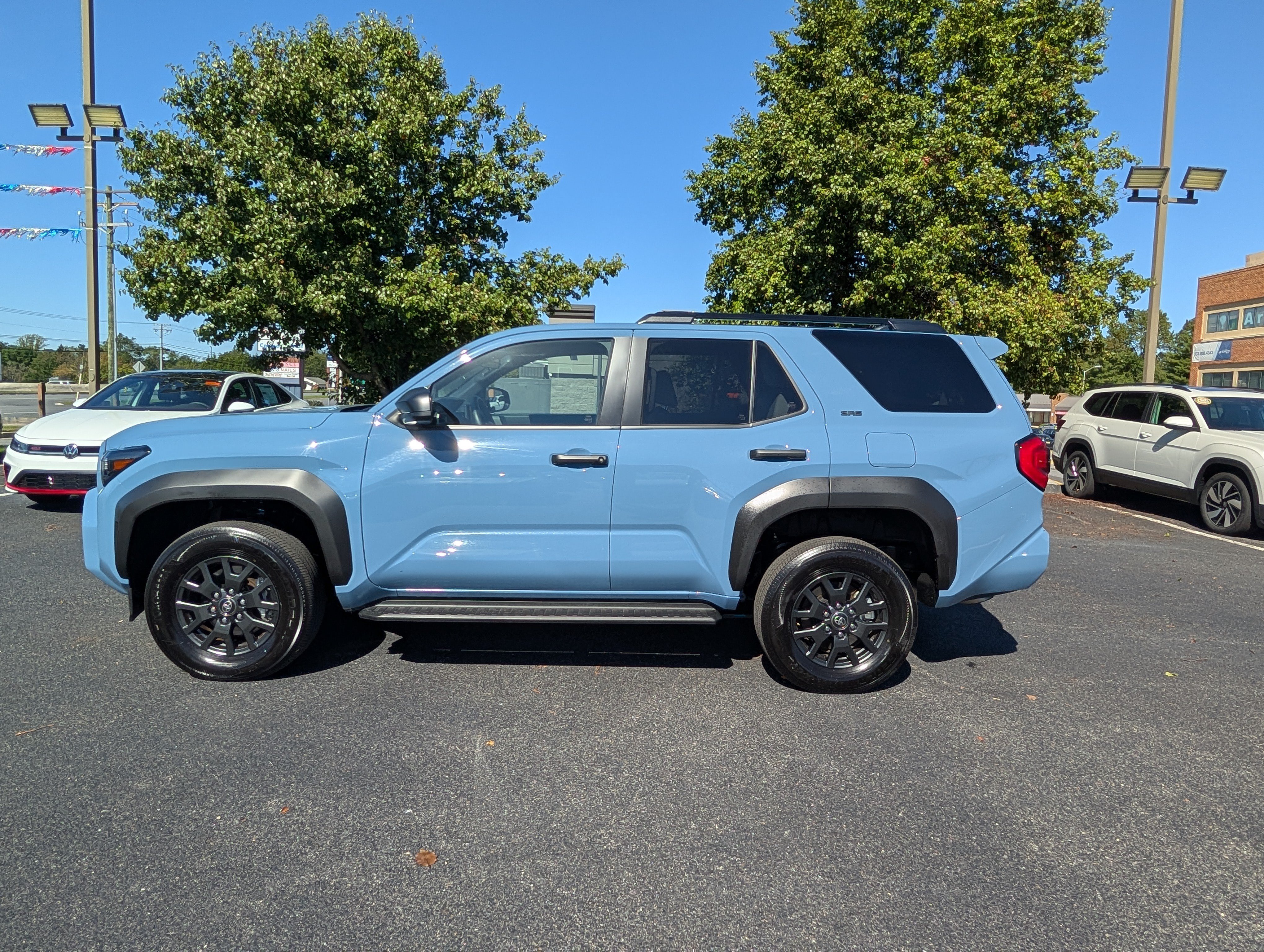 Used 2026 Toyota 4Runner SR5 AWD/4WD image 6