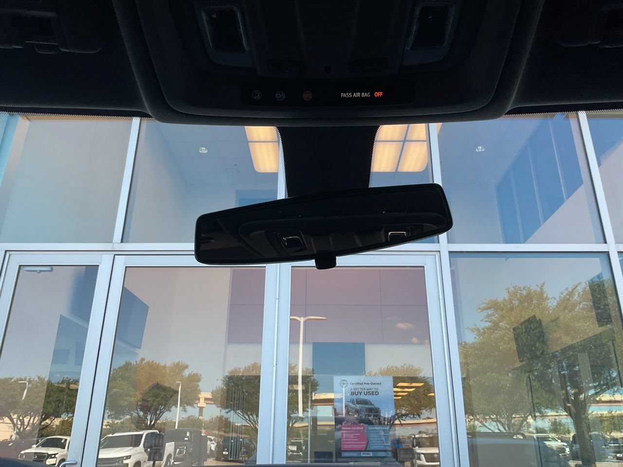 Used 2020 Chevrolet Silverado 1500 Custom w/ Custom Value Package RWD image 15