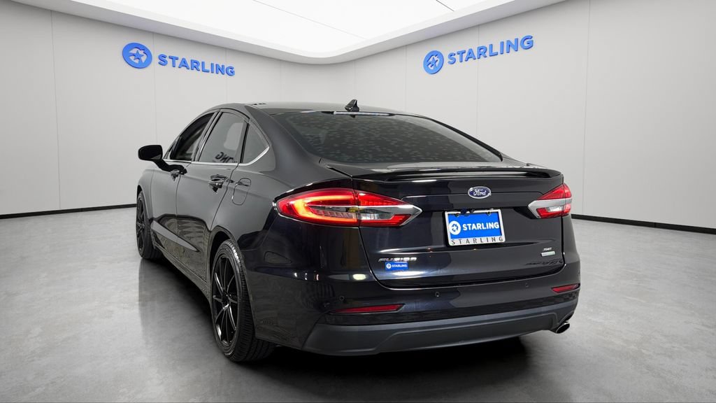 Used 2019 Ford Fusion SE w/ Equipment Group 151A FWD image 6