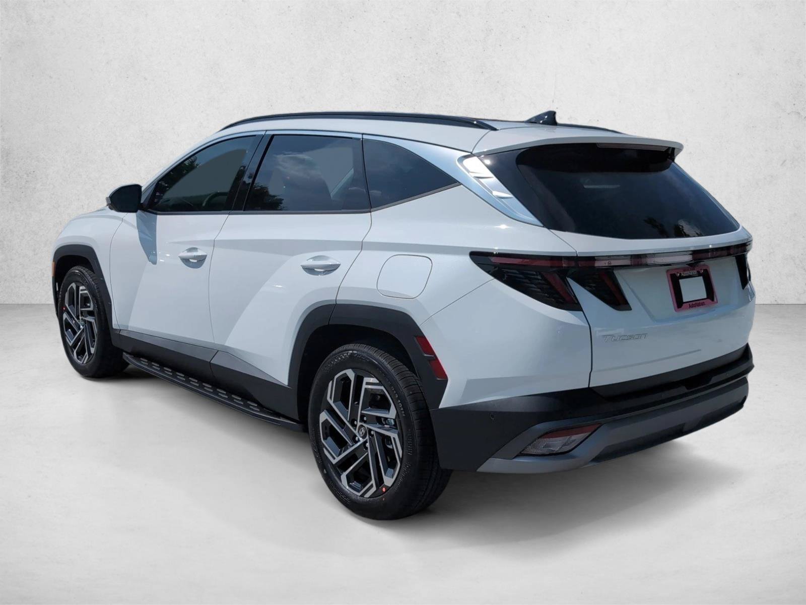 New 2026 Hyundai Tucson Limited FWD image 8