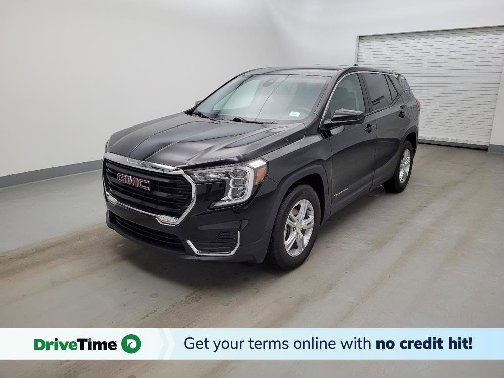 Used 2023 GMC Terrain SLE image 1