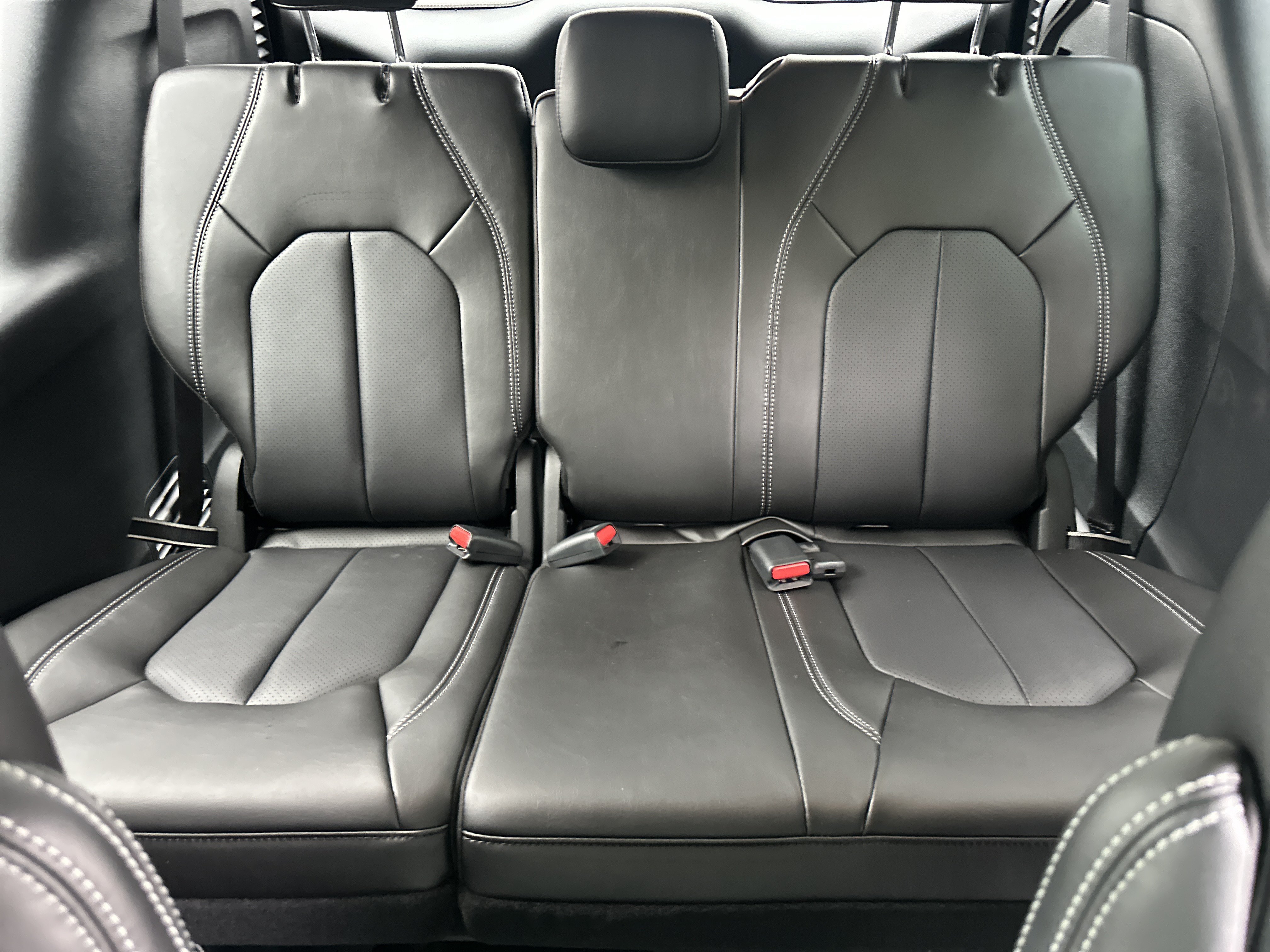 New 2027 Chrysler Pacifica Select FWD image 30
