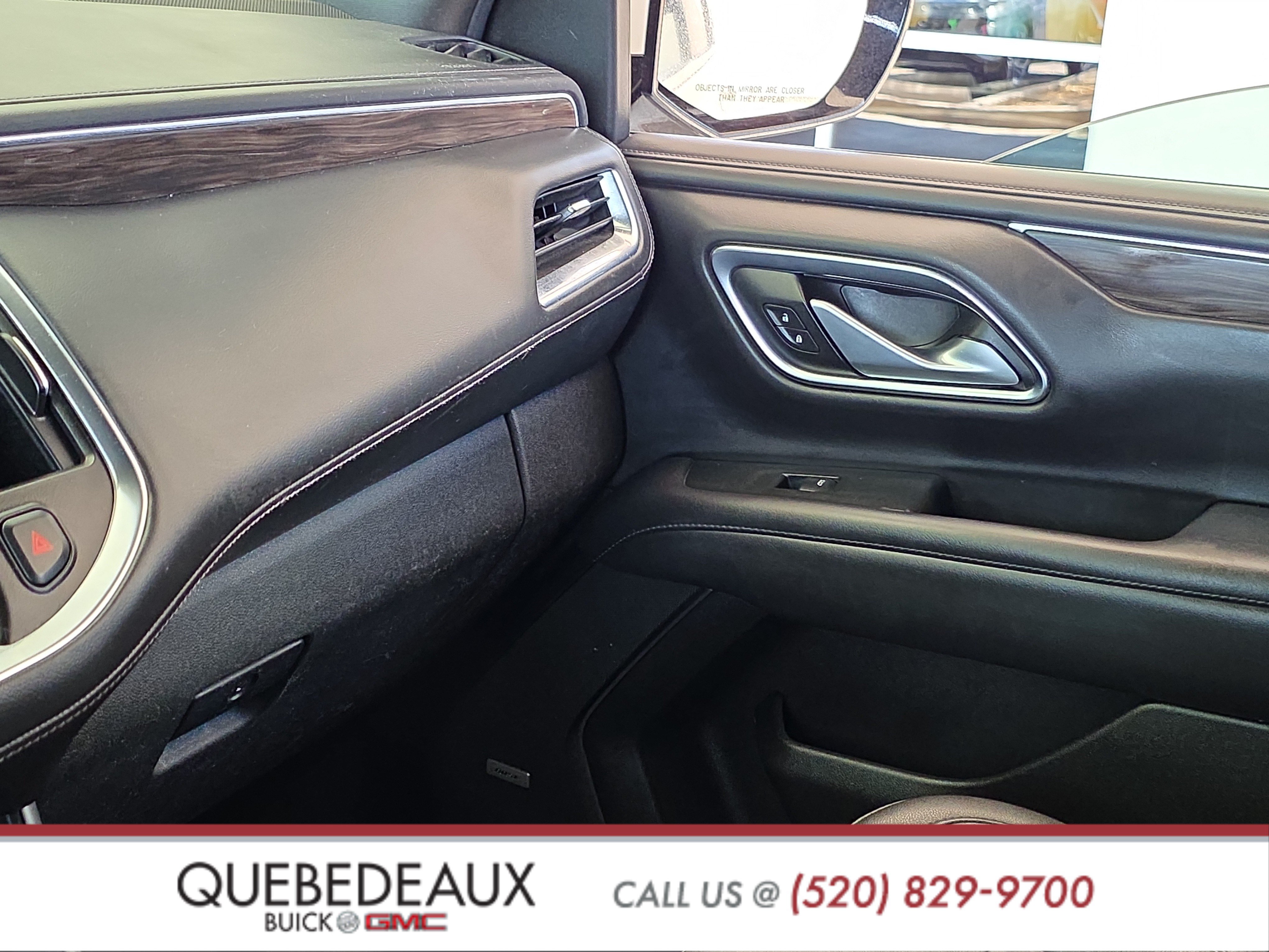 Used 2022 Chevrolet Suburban LT RWD image 17