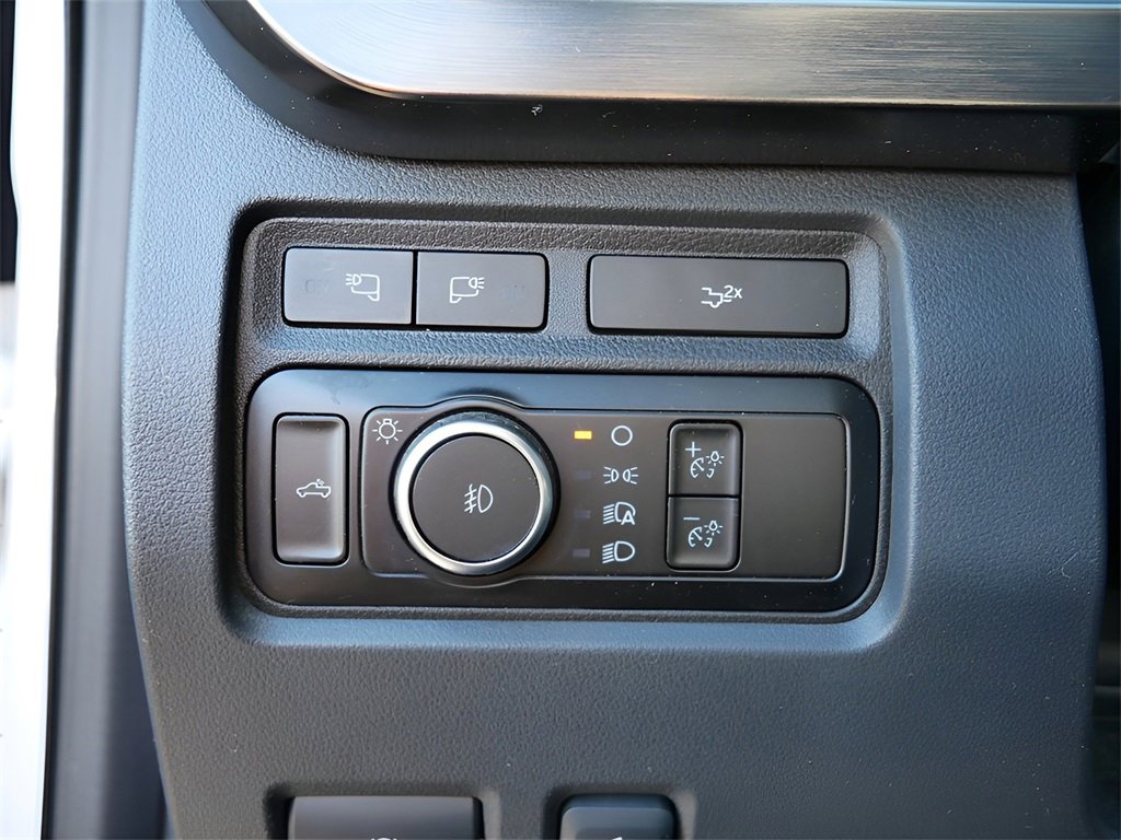 Used 2024 Ford F350 Lariat w/ Lariat Ultimate Package image 19