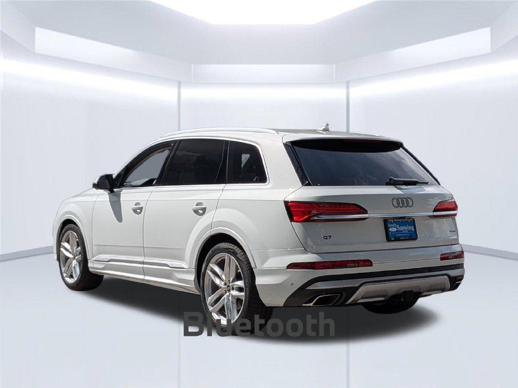 Used 2025 Audi Q7 3.0T Premium Plus AWD/4WD image 3