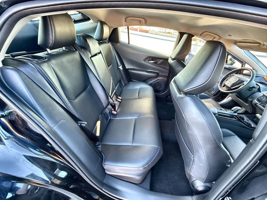 Used 2025 Toyota Prius XLE image 26