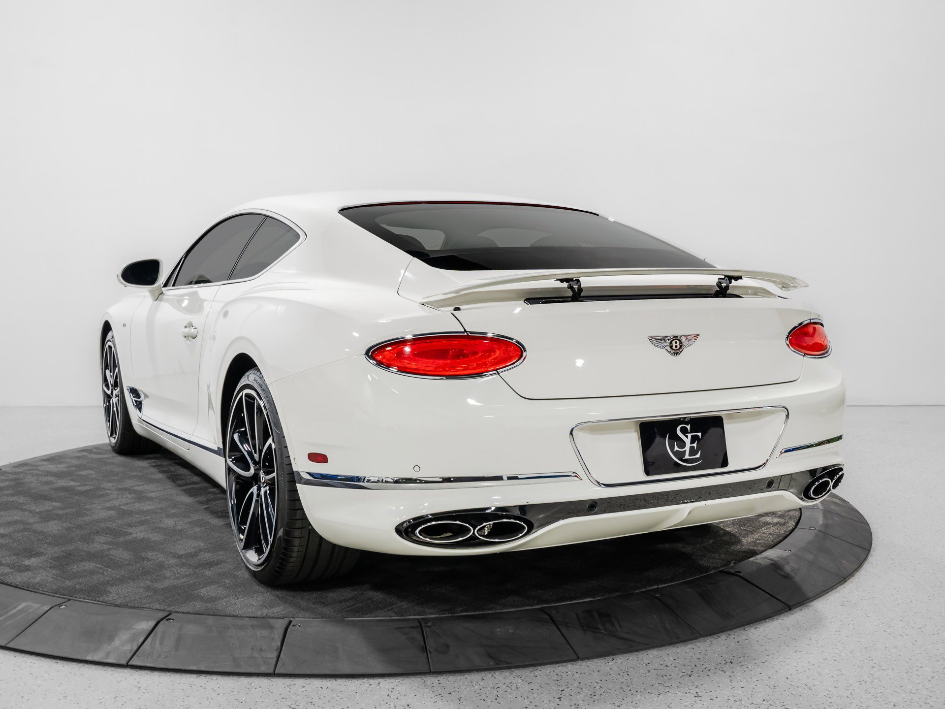 Used 2020 Bentley Continental GT V8 image 6
