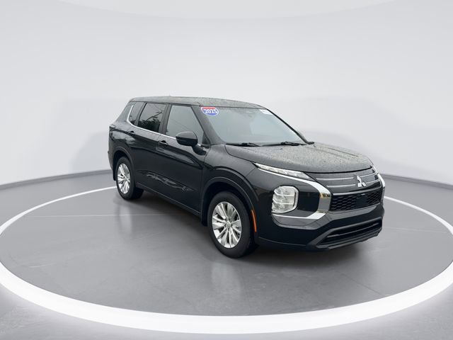 Used 2025 Mitsubishi Outlander ES