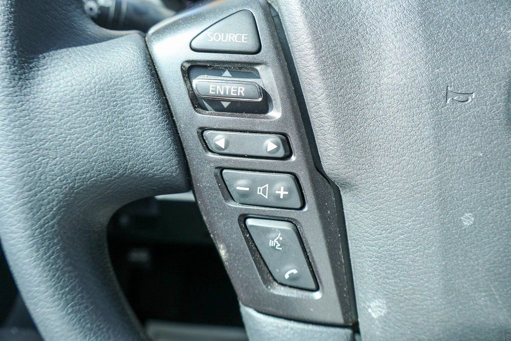 Certified 2025 Nissan Frontier SV image 12