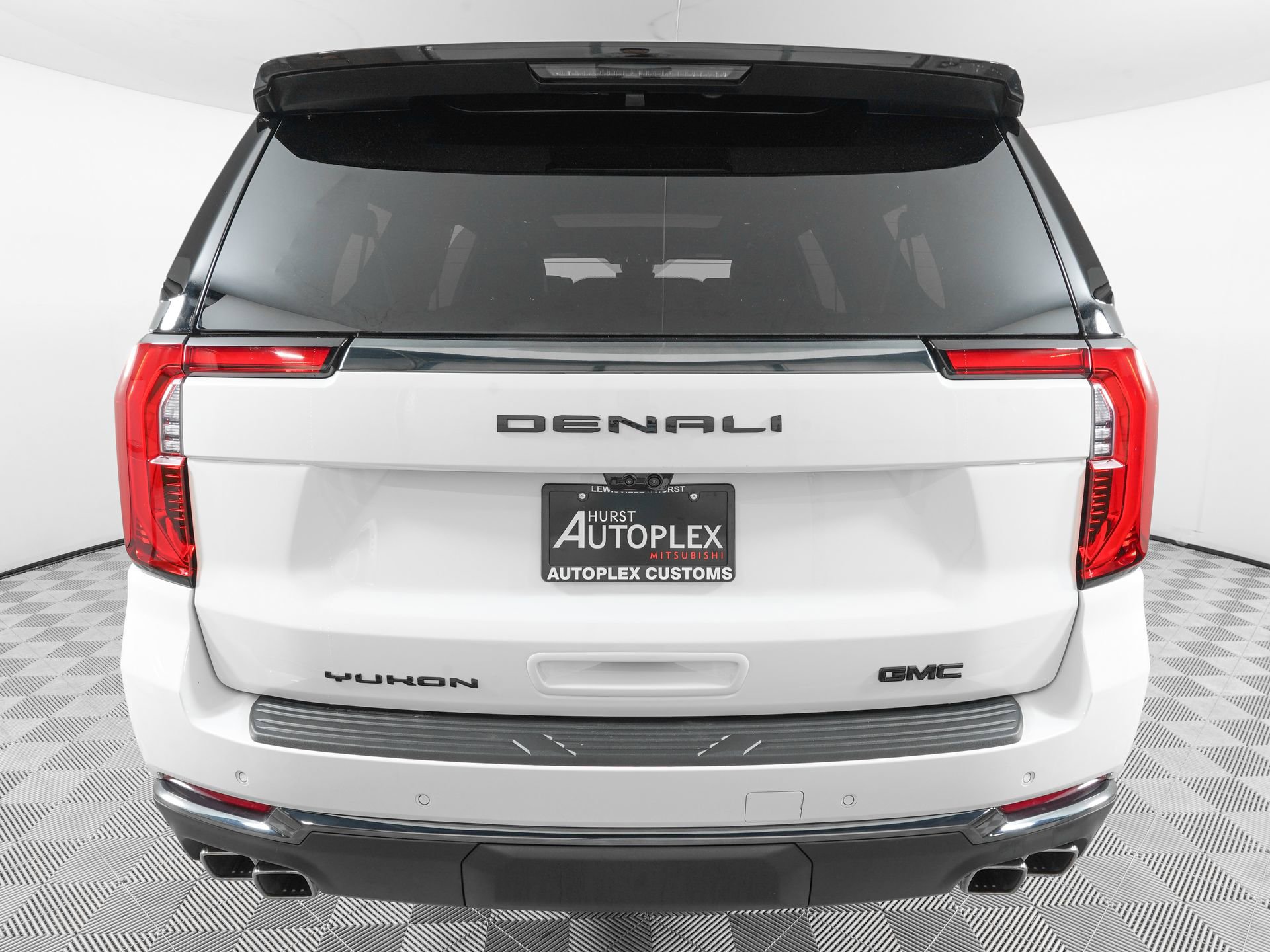Used 2026 GMC Yukon XL Denali Ultimate AWD/4WD image 7