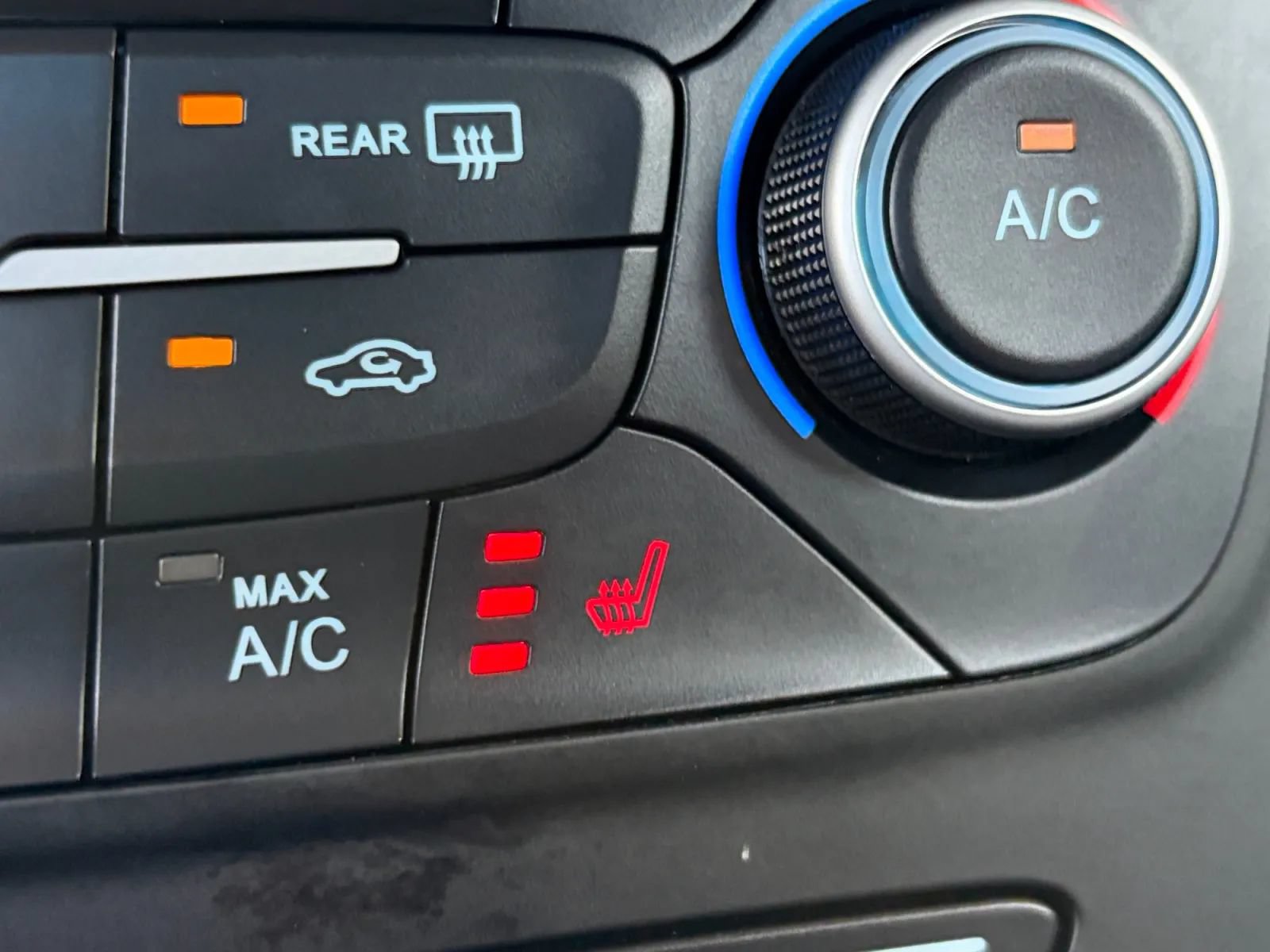 Used 2019 Ford Escape SE AWD/4WD image 24