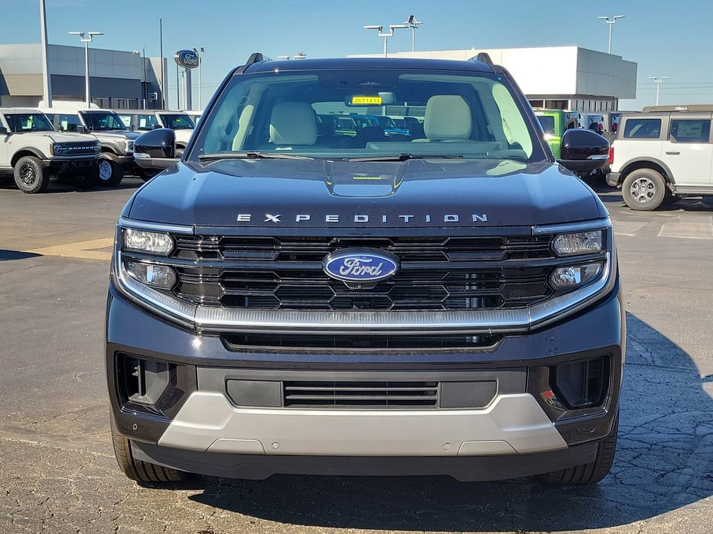 New 2026 Ford Expedition Max Platinum w/ Platinum Ultimate Package image 2