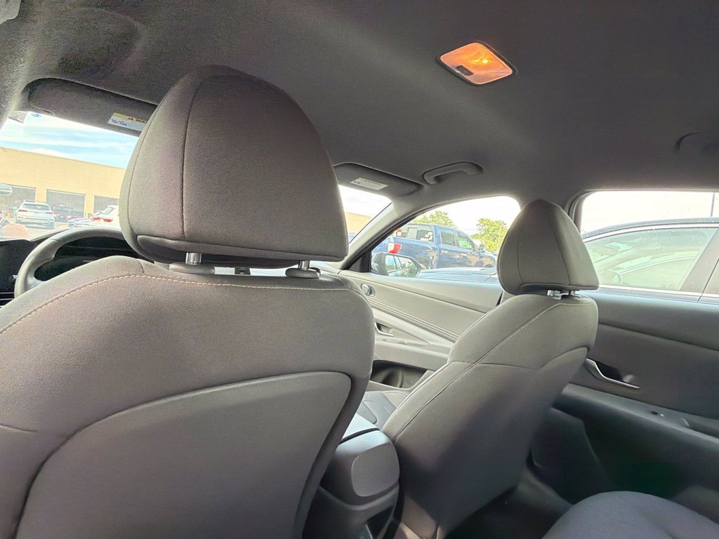 Certified 2025 Hyundai Elantra Sport FWD image 27
