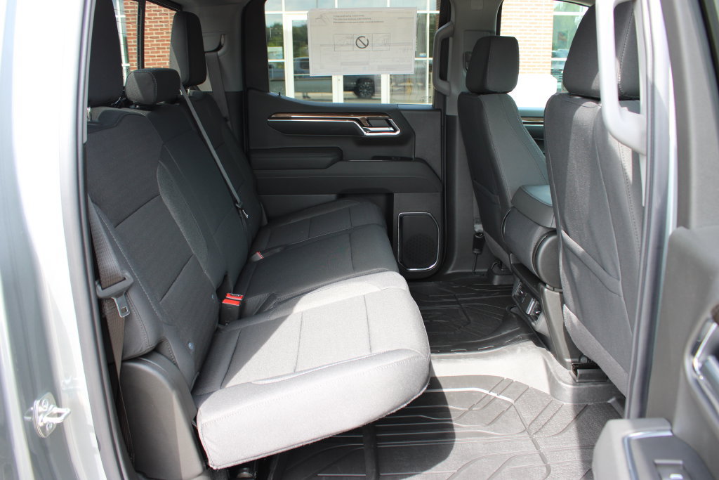 New 2026 Chevrolet Silverado 1500 LT w/ Safety Package AWD/4WD image 45