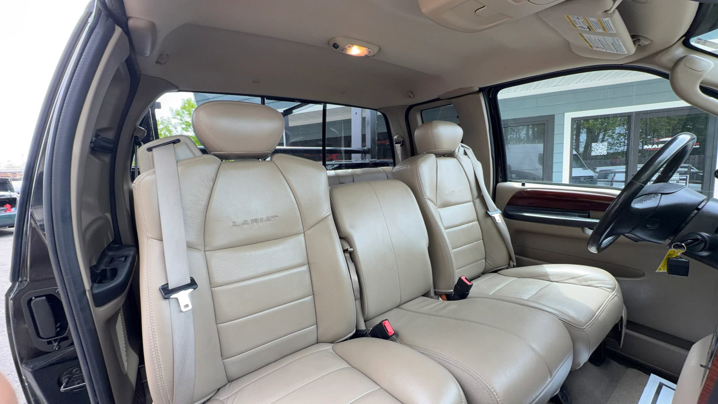 Used 2005 Ford F350 Lariat AWD/4WD image 24