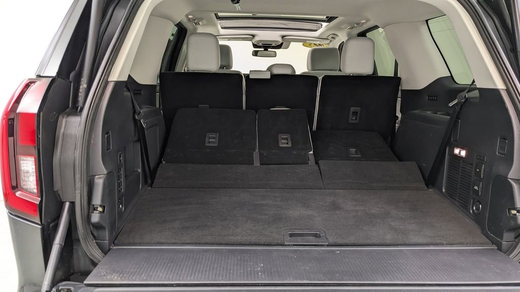 Certified 2025 Ford Expedition Platinum AWD/4WD image 9