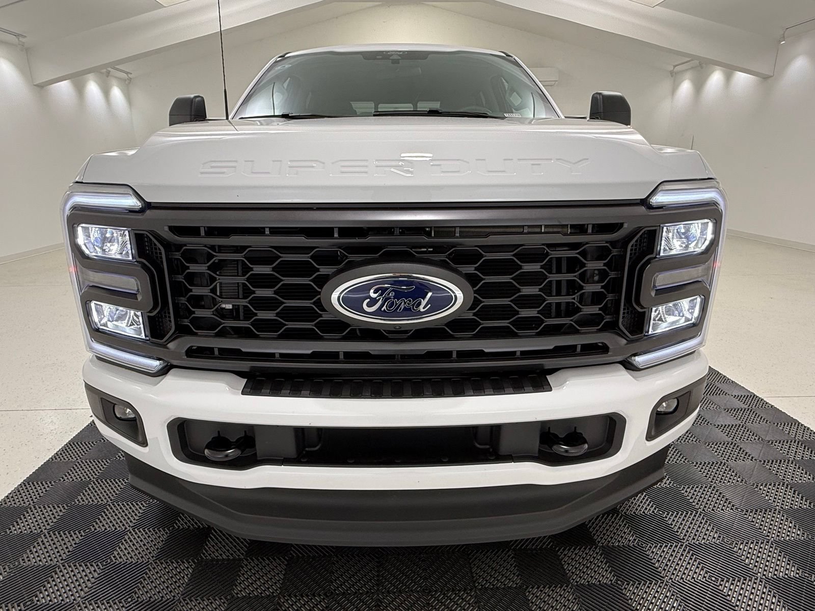 New 2026 Ford F250 XL w/ STX Appearance Package AWD/4WD image 2