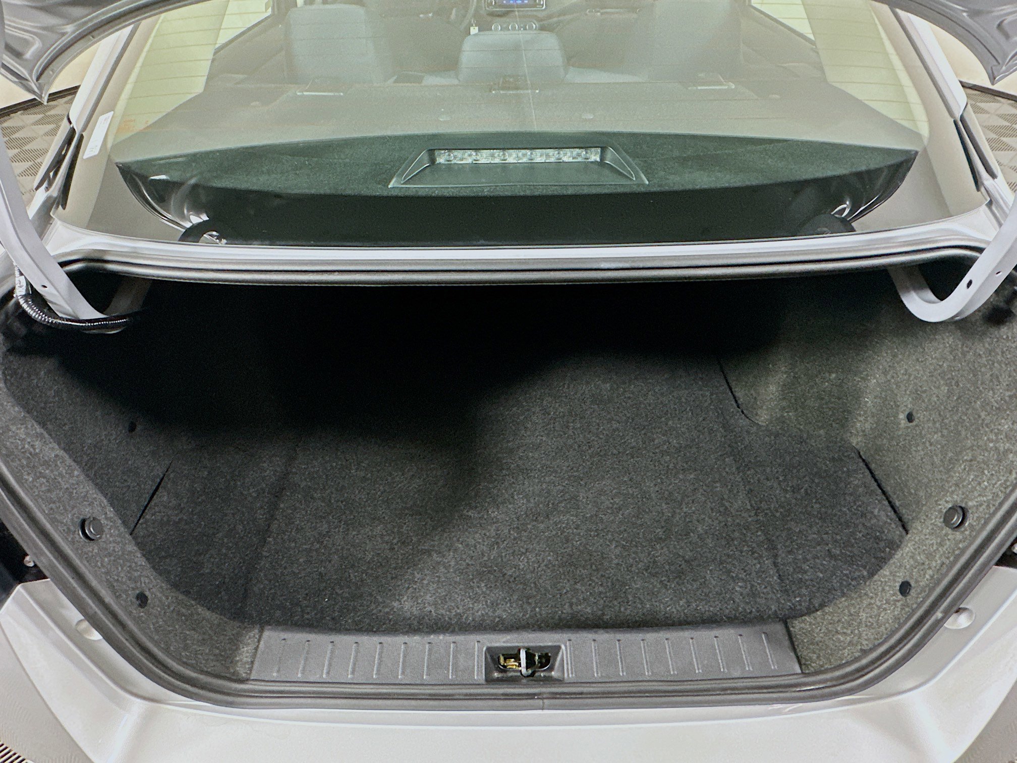 Used 2024 Nissan Versa S w/ Trunk Package image 26