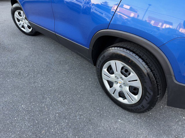 Used 2016 Chevrolet Trax LS FWD image 25