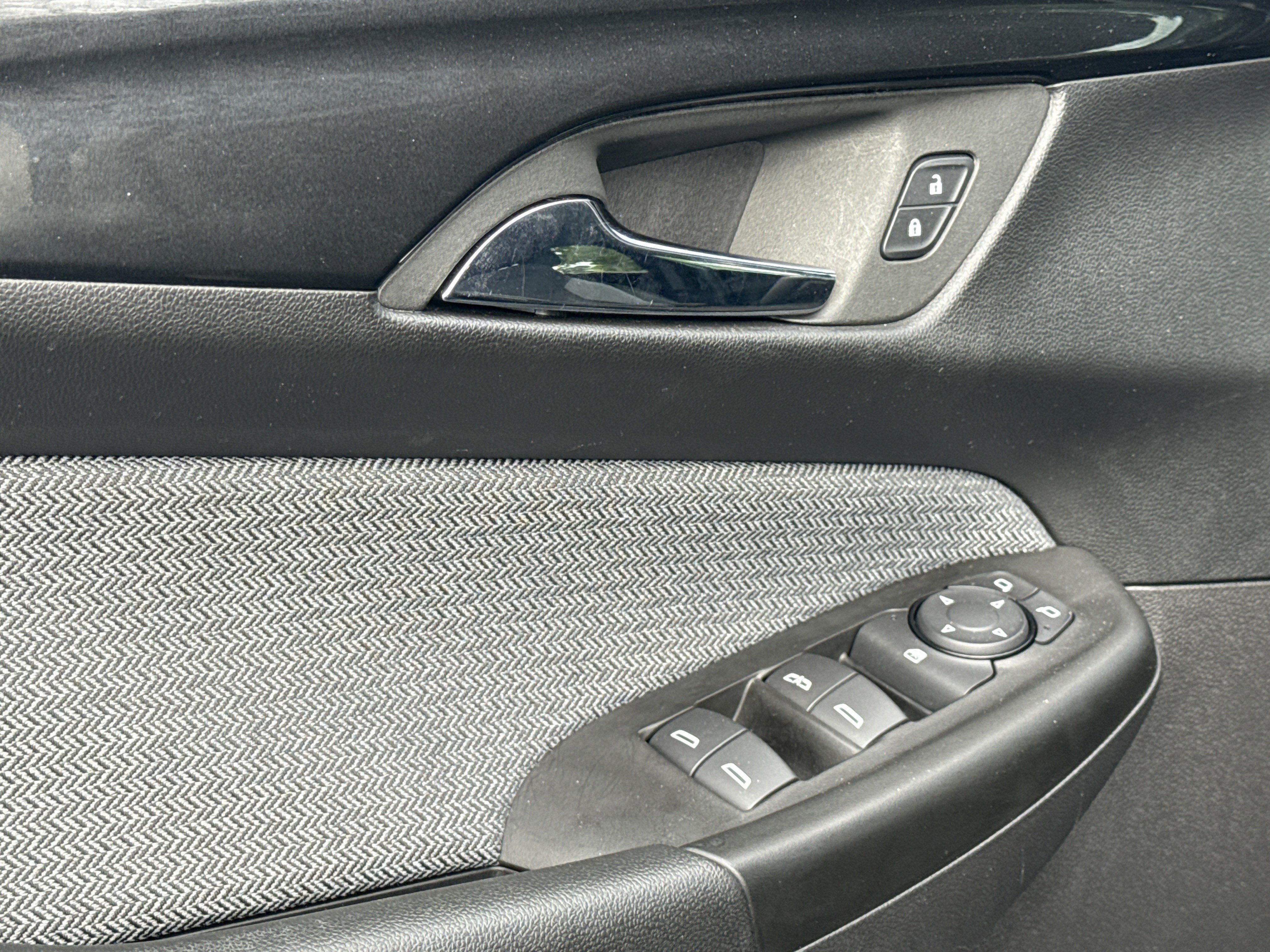 Used 2025 Chevrolet TrailBlazer LT image 15