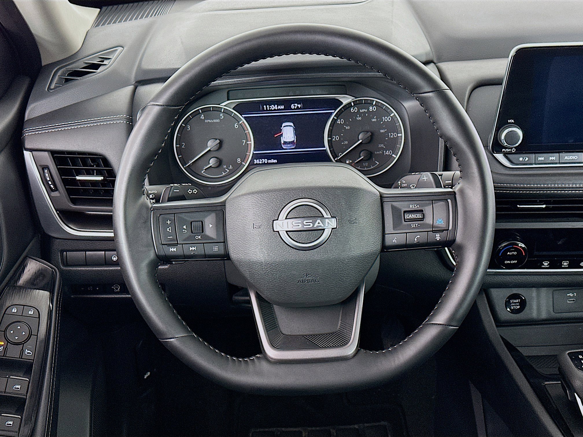 Used 2025 Nissan Rogue SV image 18