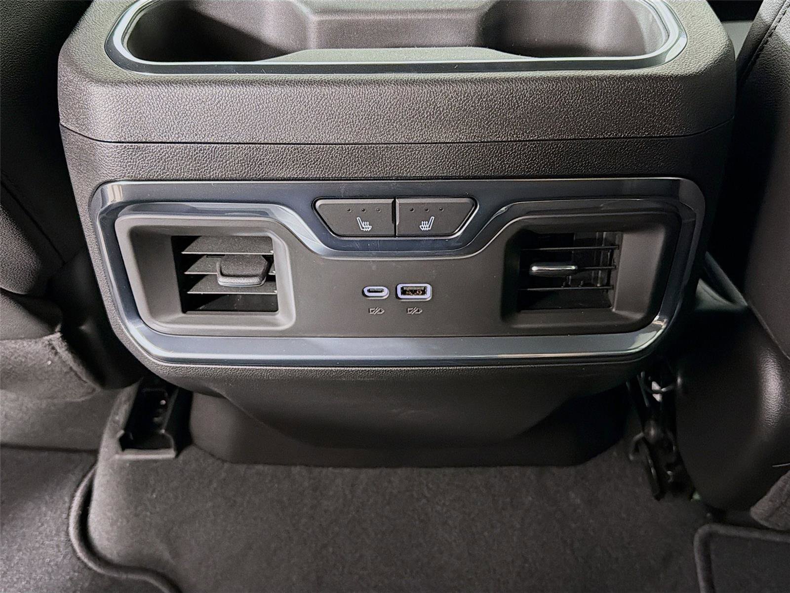 New 2026 GMC Sierra 2500 SLT w/ SLT Premium Package image 26