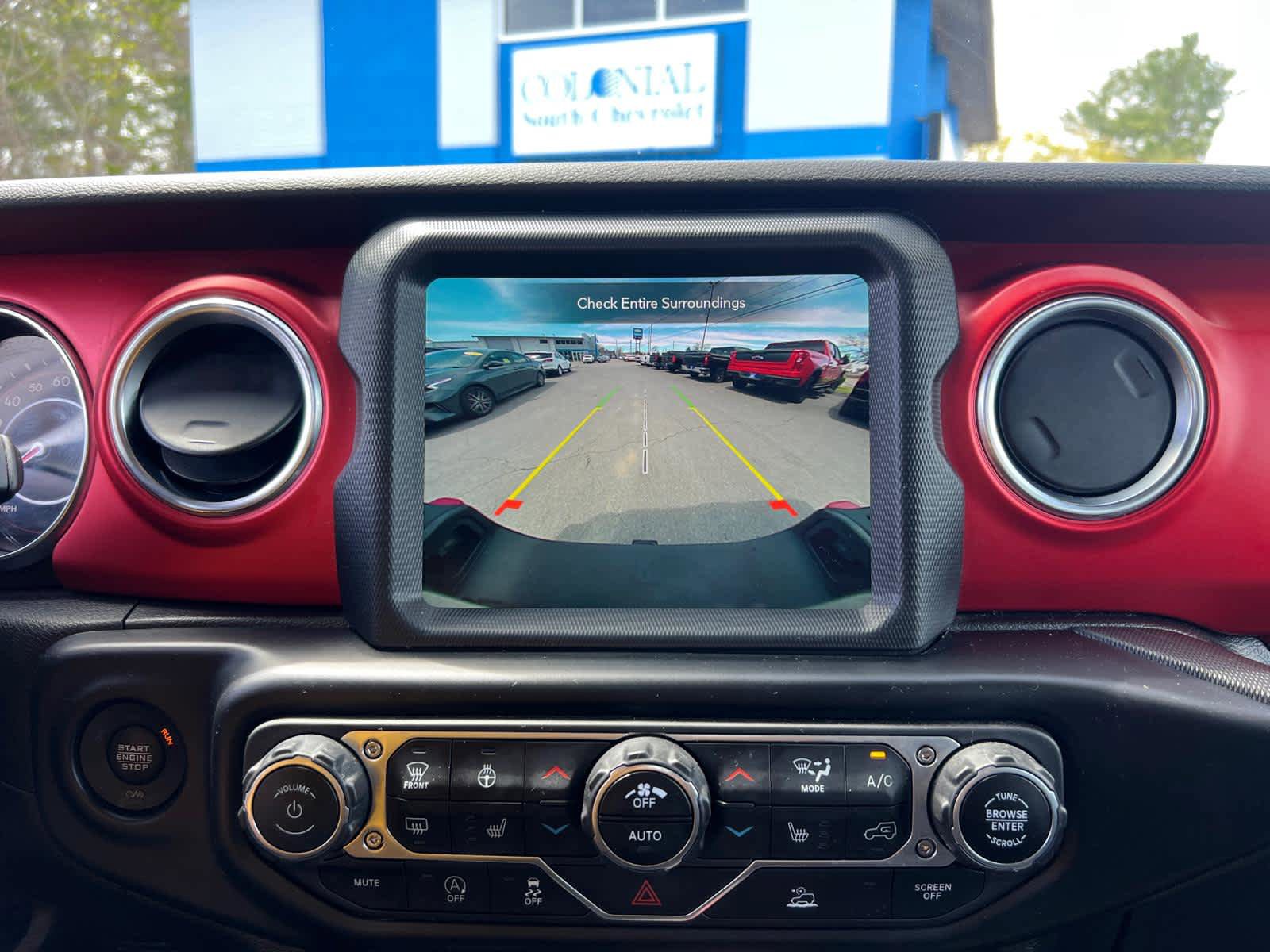 Used 2022 Jeep Gladiator Rubicon w/ LED Lighting Group AWD/4WD image 27