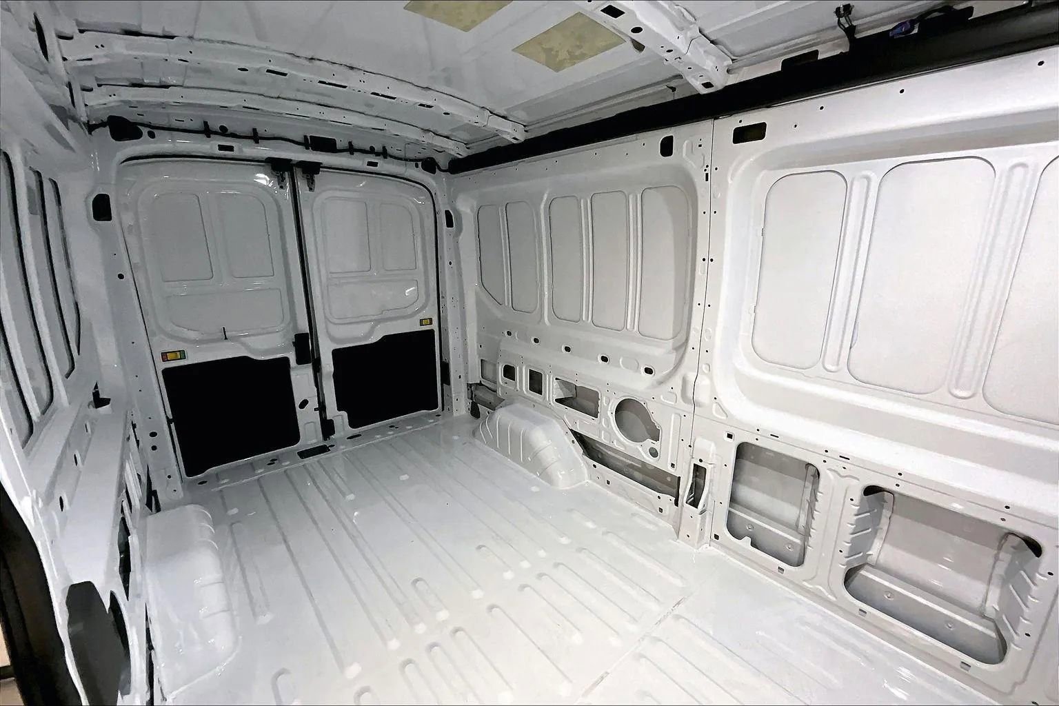 New 2026 Ford Transit 250 148 Medium Roof image 26