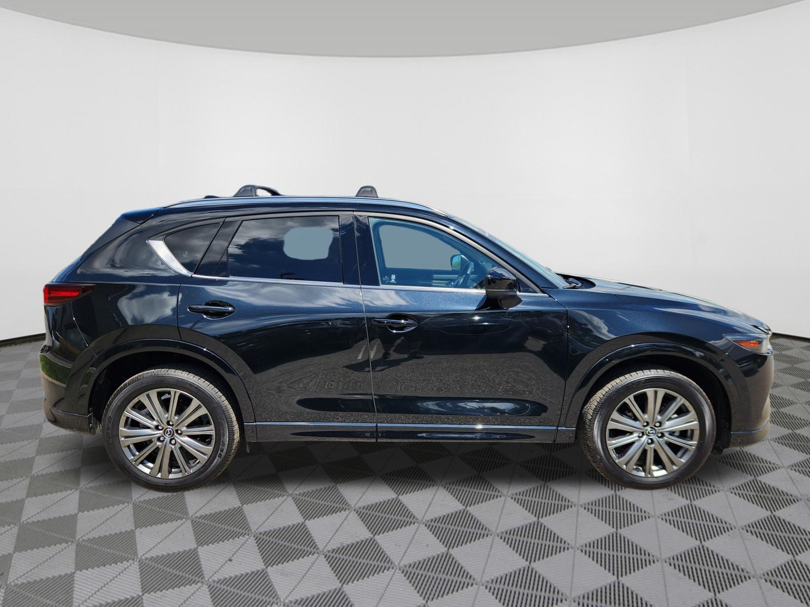 Certified 2025 MAZDA CX-5 Signature AWD/4WD image 6