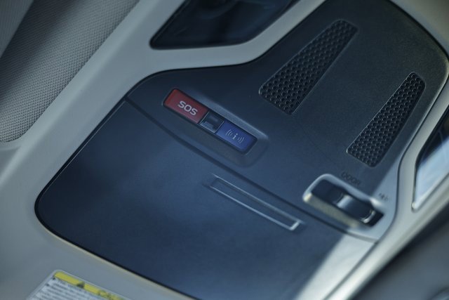 Used 2022 Subaru Outback Premium image 40