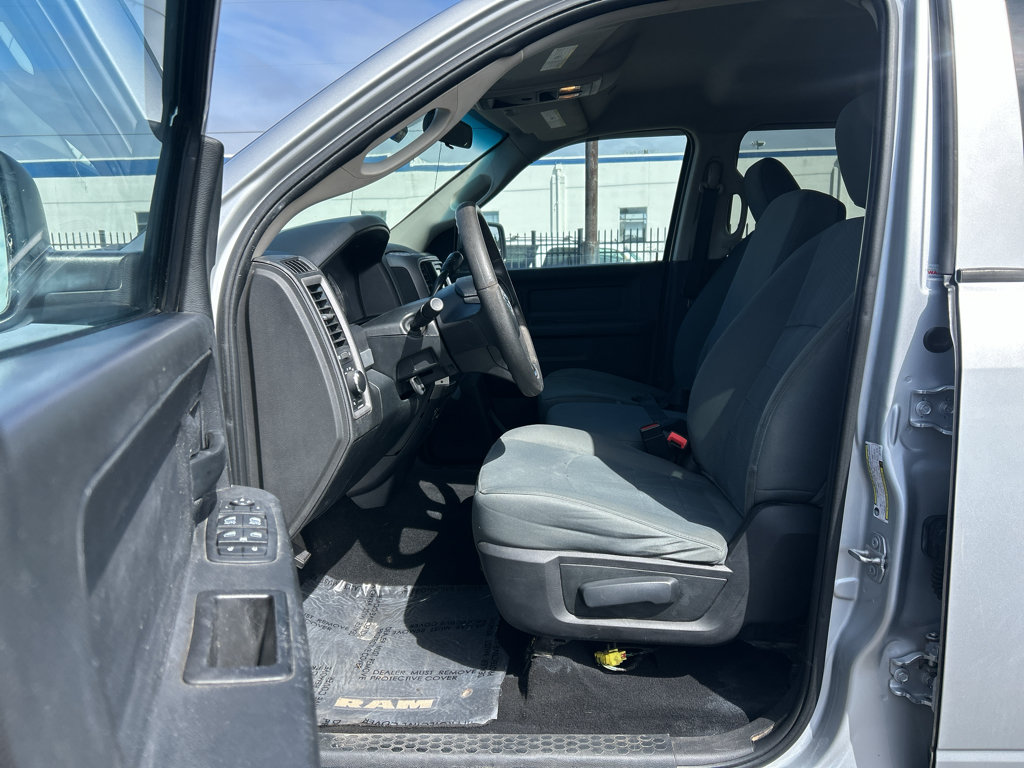 Used 2018 RAM 2500 Tradesman w/ Chrome Appearance Group AWD/4WD image 16