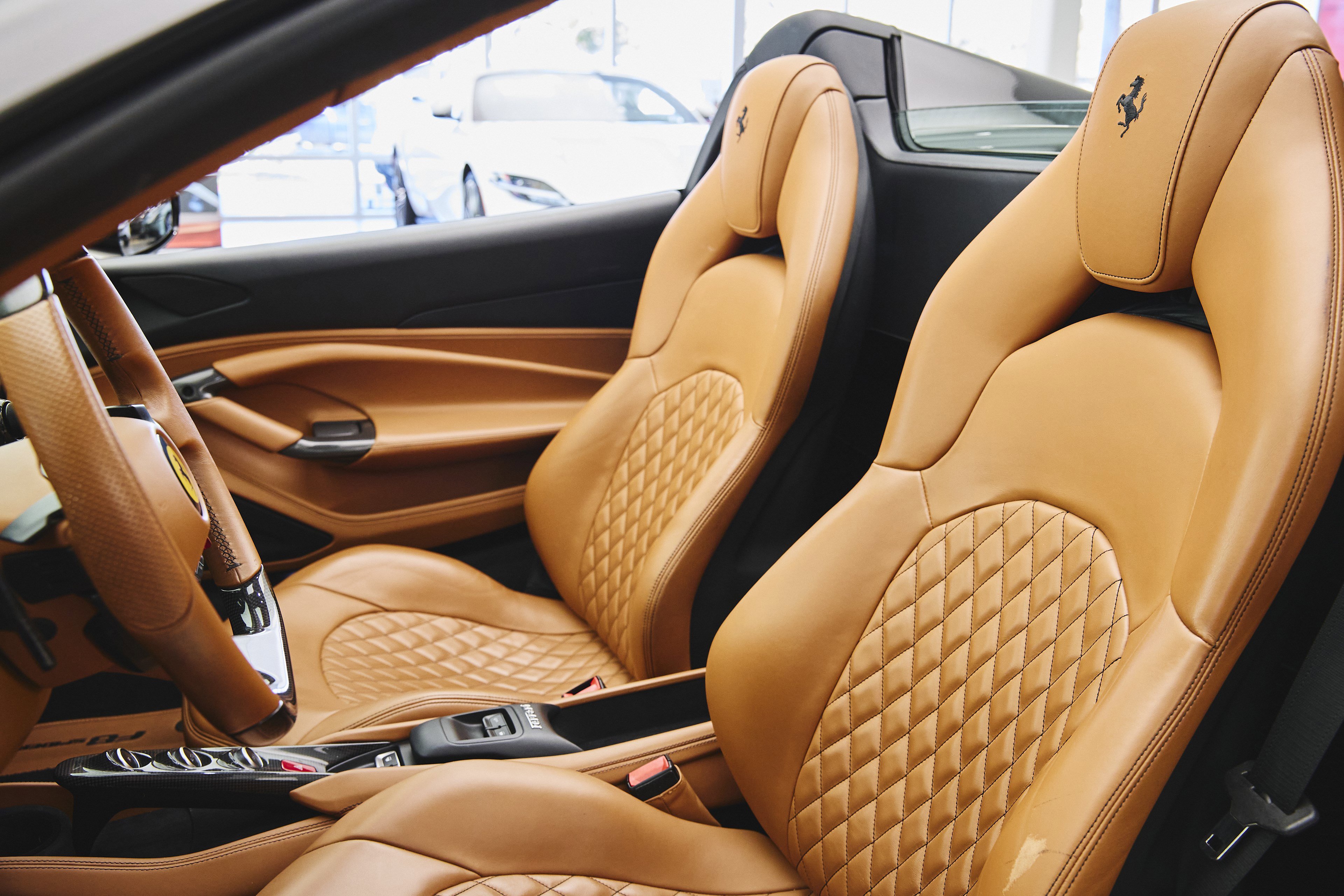 Used 2022 Ferrari F8 Tributo image 28