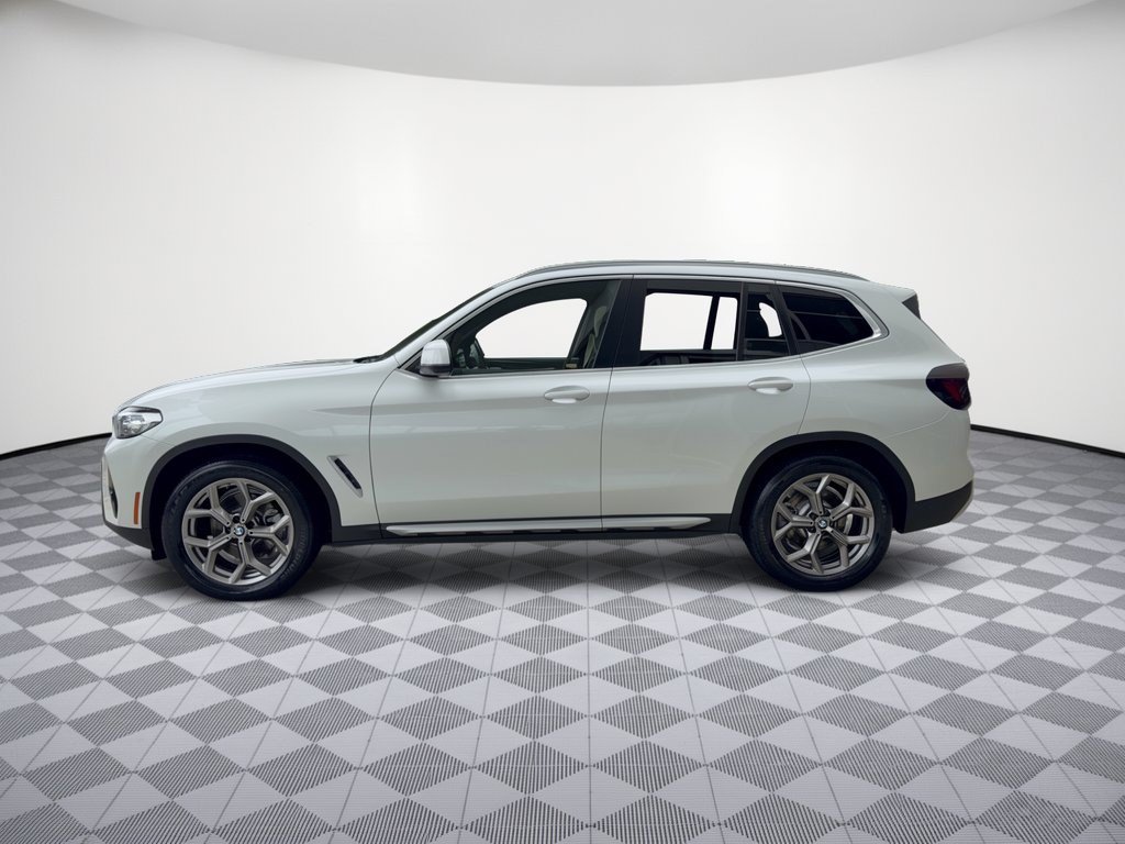 Used 2022 BMW X3 xDrive30i w/ Convenience Package AWD/4WD image 2