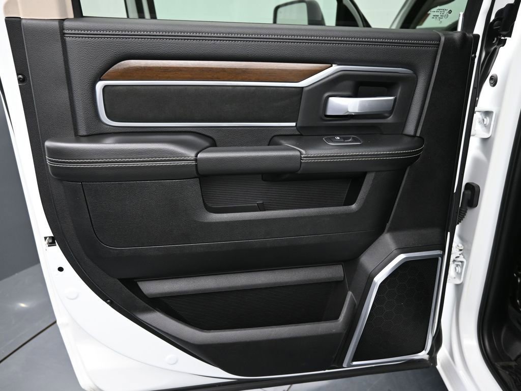 Used 2024 RAM 2500 Laramie image 23