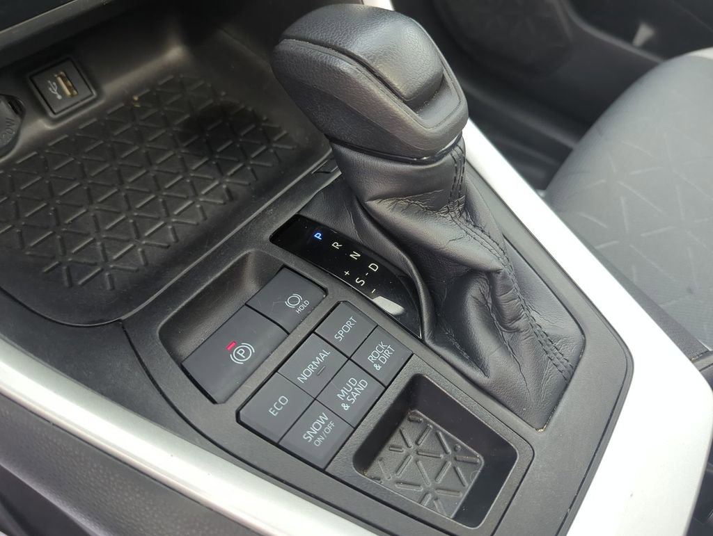 Used 2023 Toyota RAV4 XLE w/ Convenience Package AWD/4WD image 20