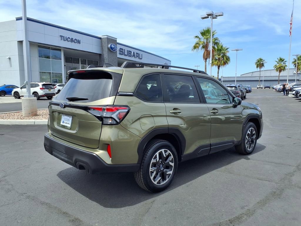 Certified 2025 Subaru Forester Premium AWD/4WD image 9