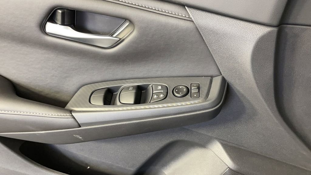 New 2025 Nissan Sentra SV image 29