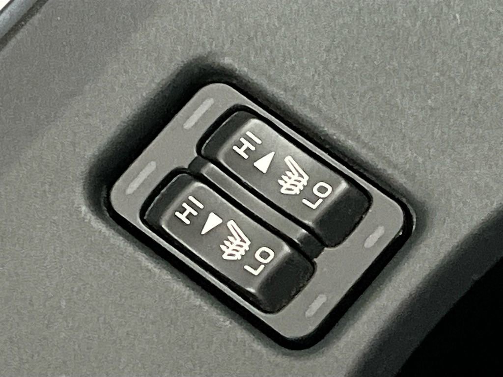 Used 2025 Toyota GR86 Premium w/ ALL Weather Mat Package (TMS) image 19