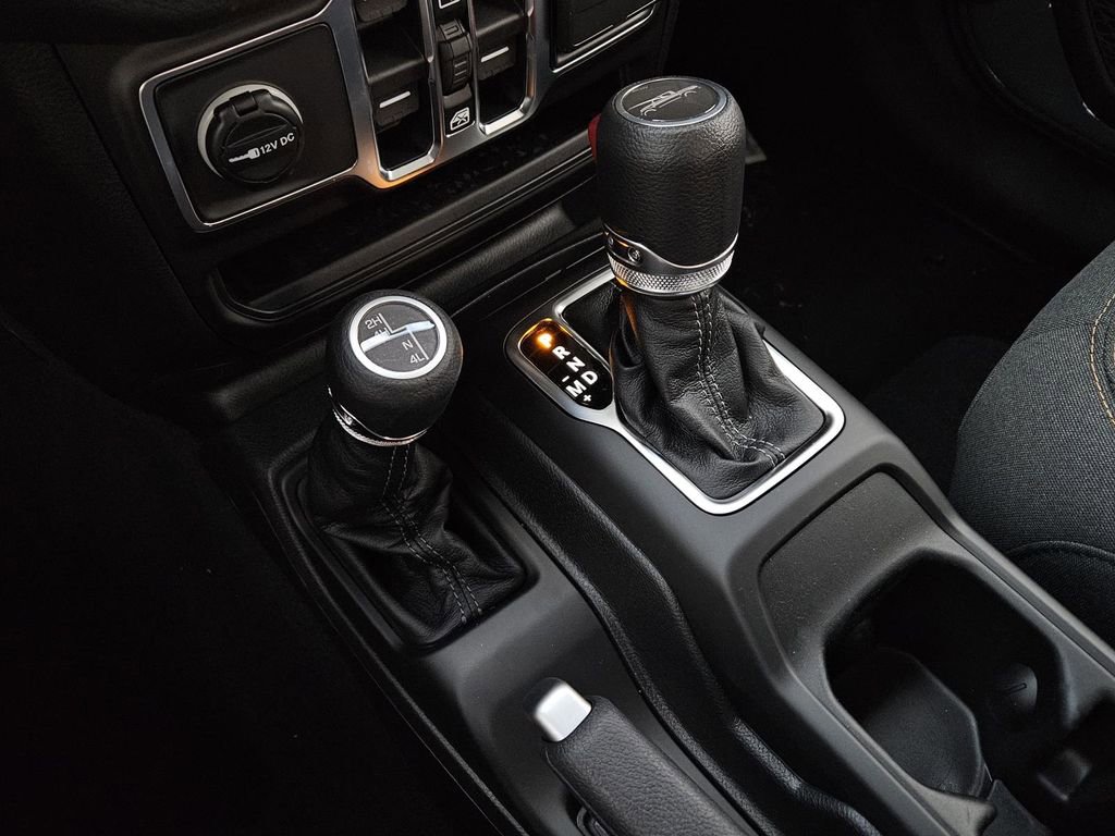 New 2026 Jeep Gladiator Sport AWD/4WD image 19