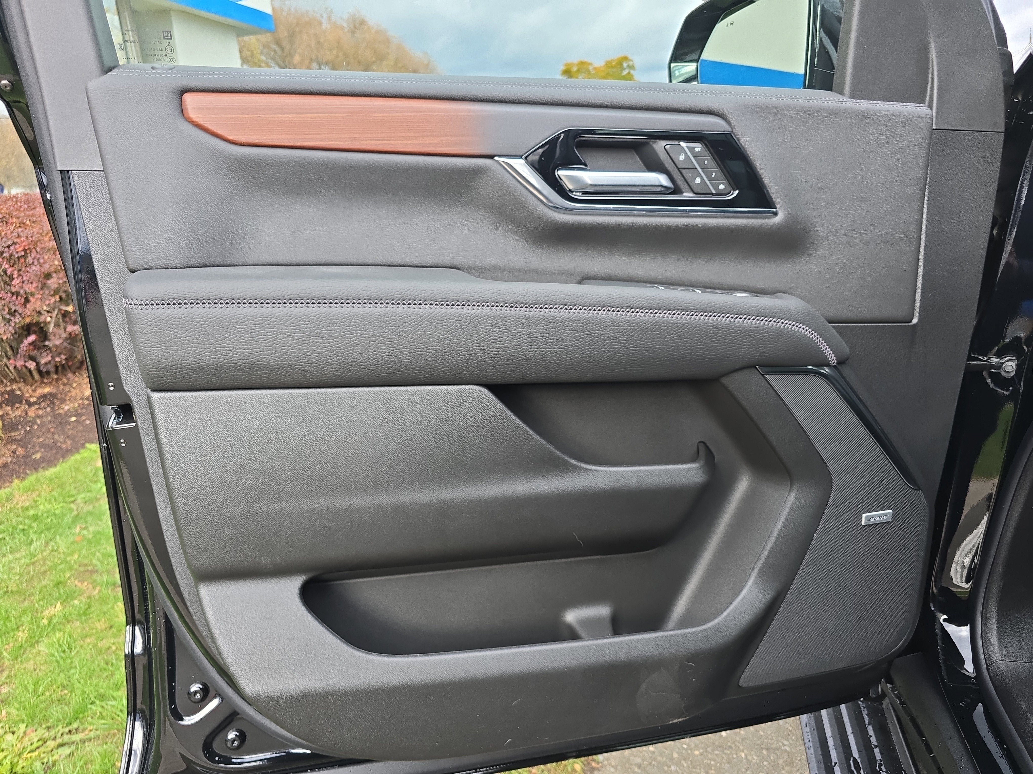 New 2026 GMC Yukon Denali w/ Denali Reserve Package image 21