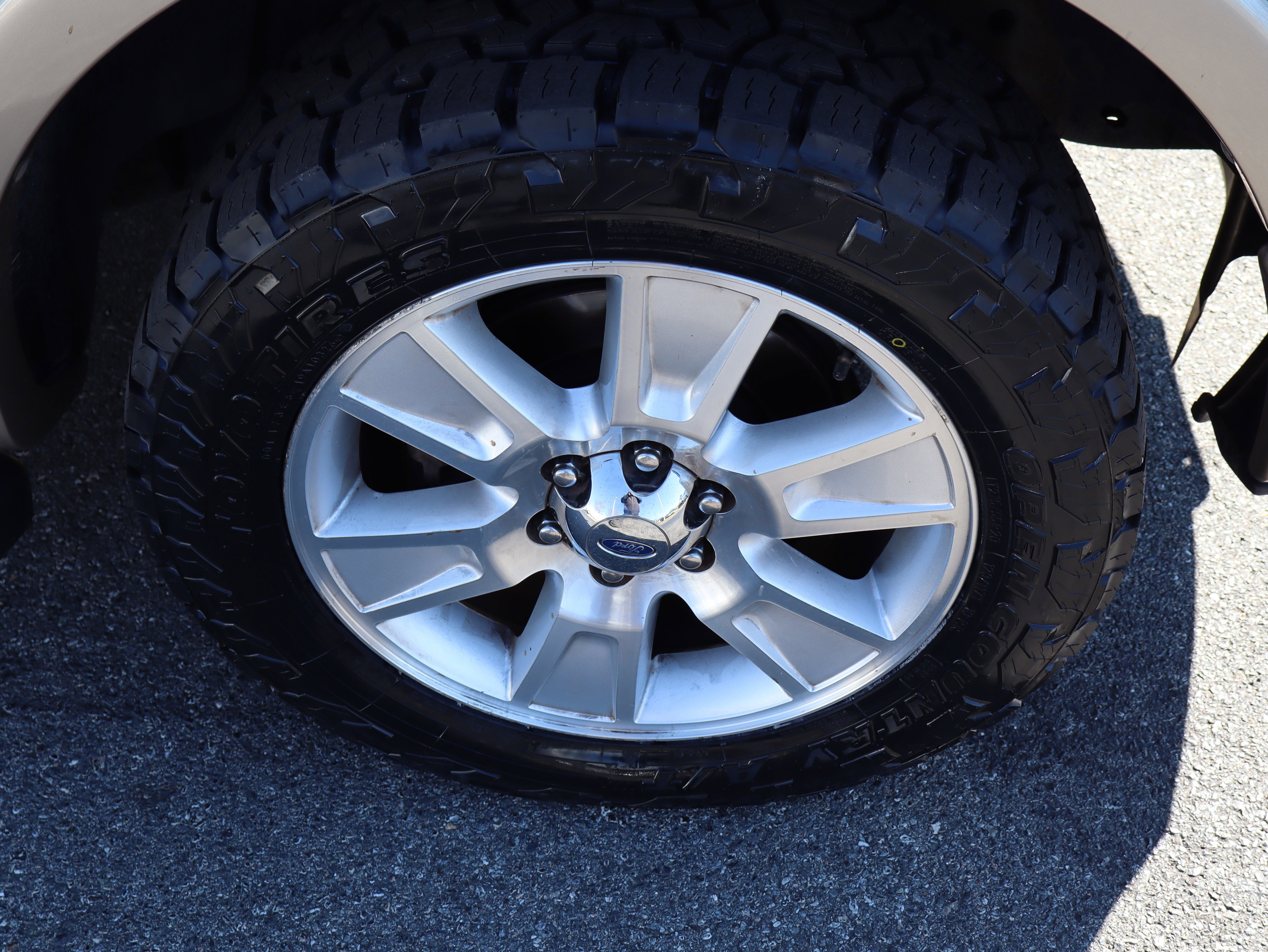 Used 2013 Ford F150 Lariat w/ Mid Equipment Group image 15