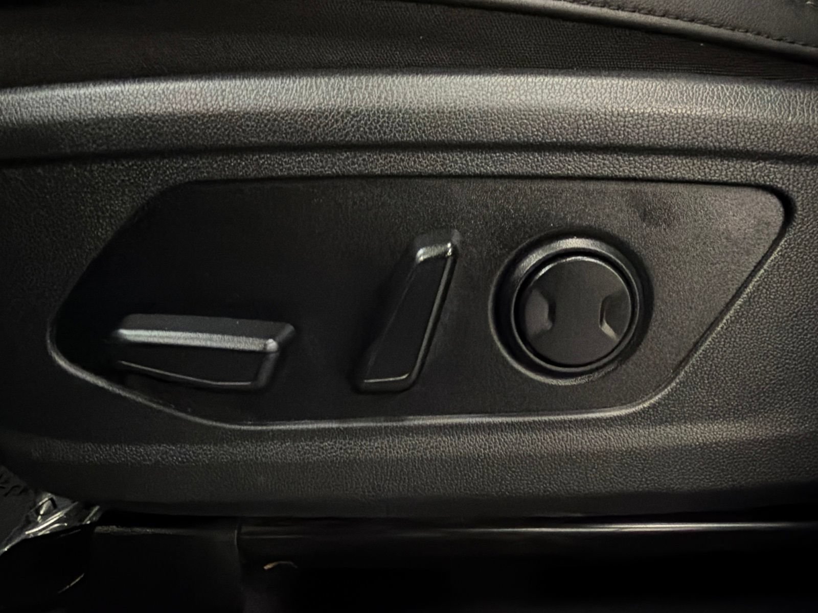 Used 2022 Kia Sorento S FWD image 23