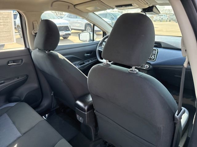 Used 2025 Nissan Versa SV image 41