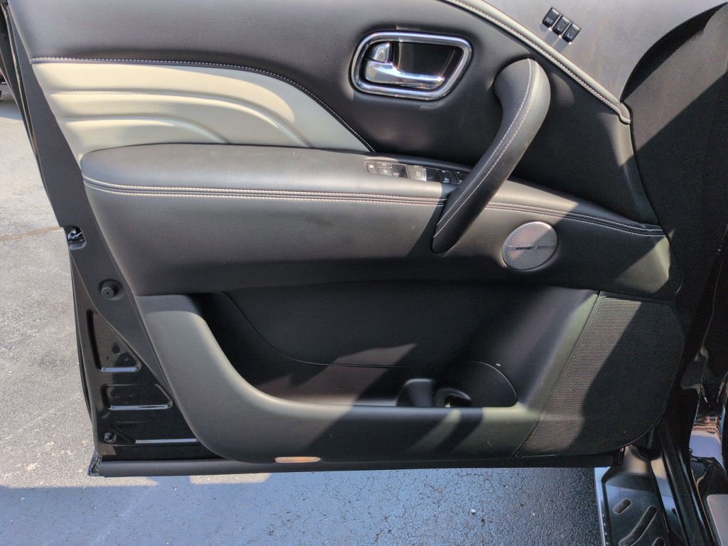 Used 2020 INFINITI QX80 Limited AWD/4WD image 10