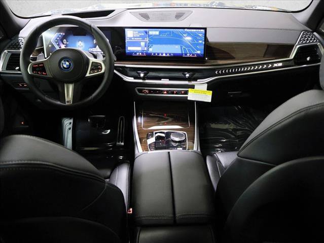New 2026 BMW X5 xDrive50e w/ M Sport Package AWD/4WD image 16