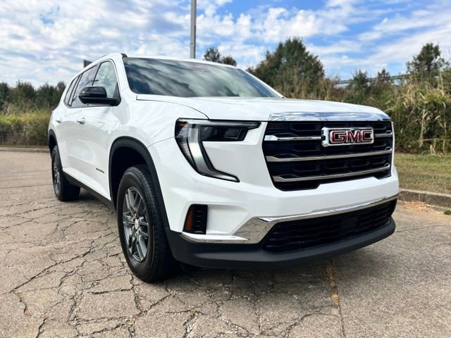 Used 2025 GMC Acadia Elevation image 3
