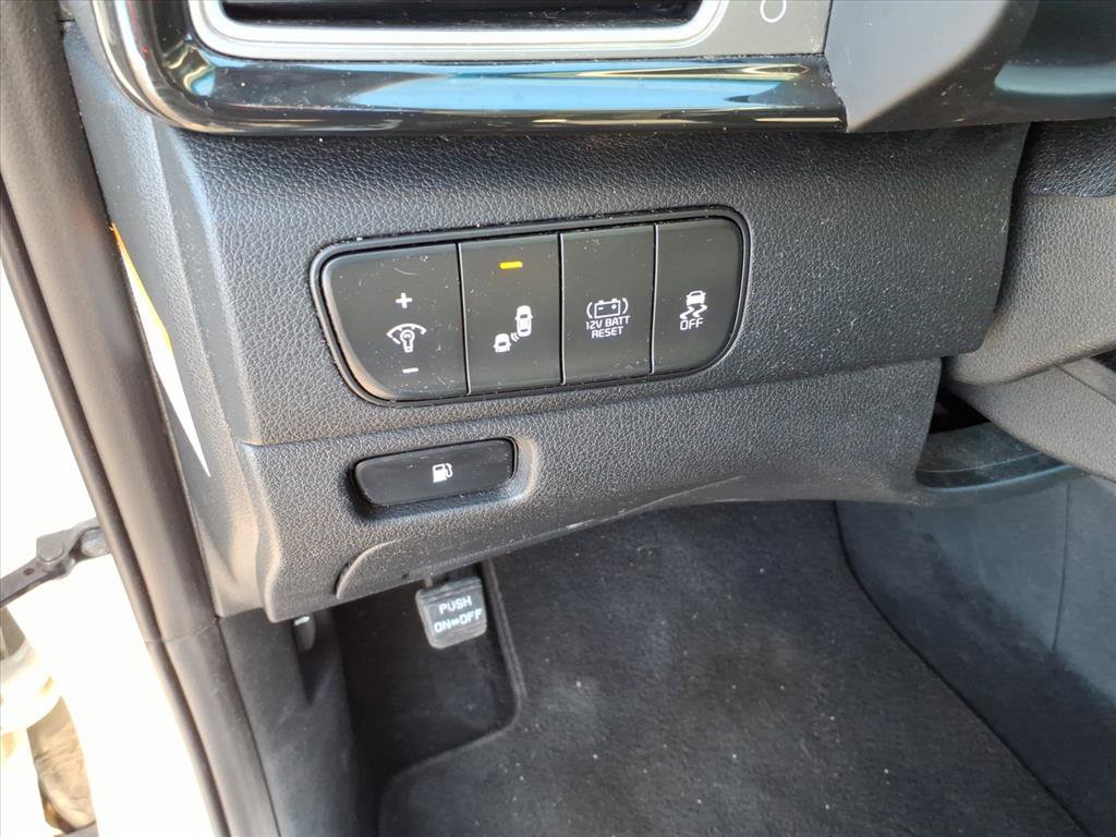 Used 2019 Kia Niro EX image 26