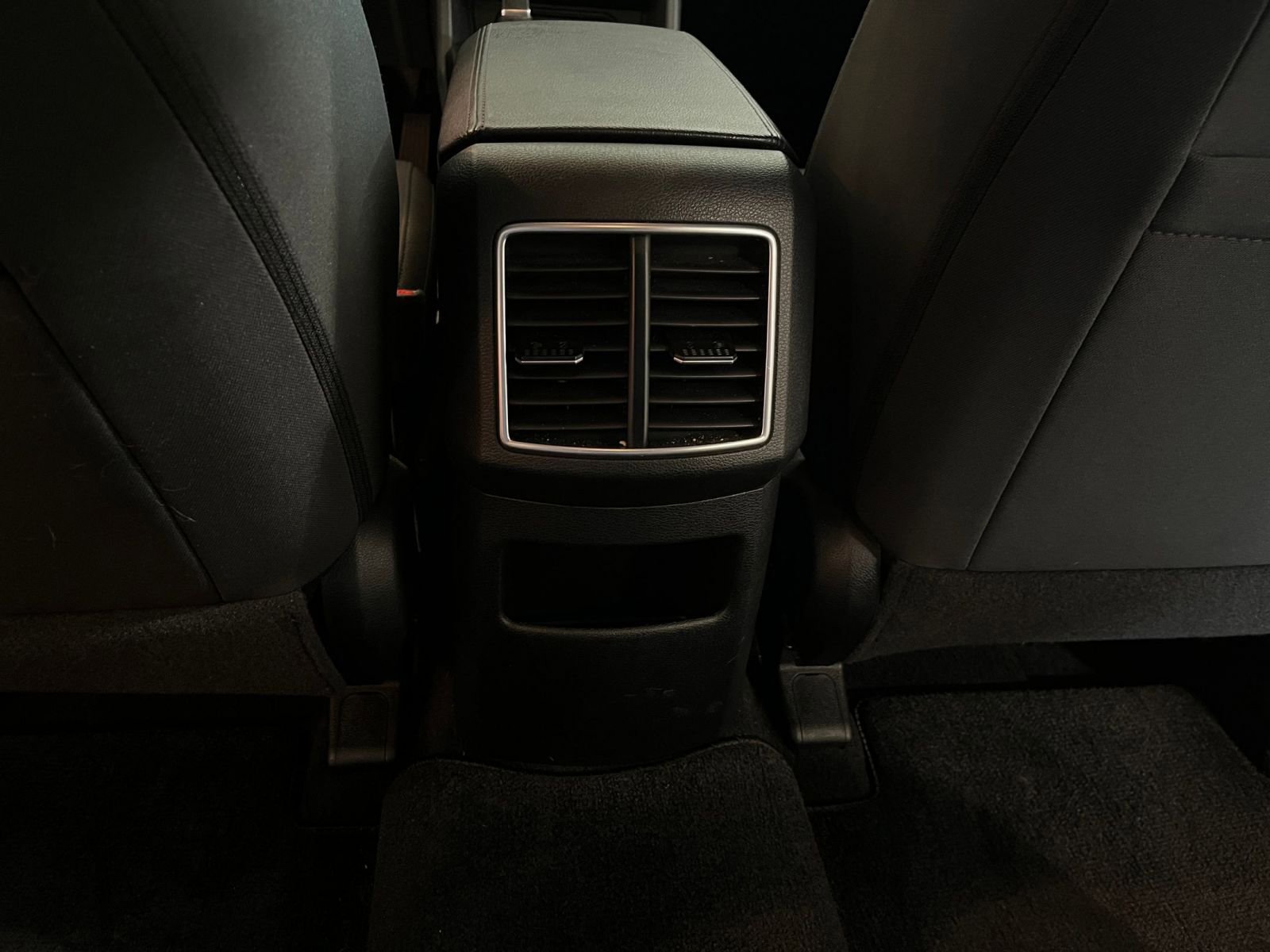 Used 2025 Kia Sportage LX image 23