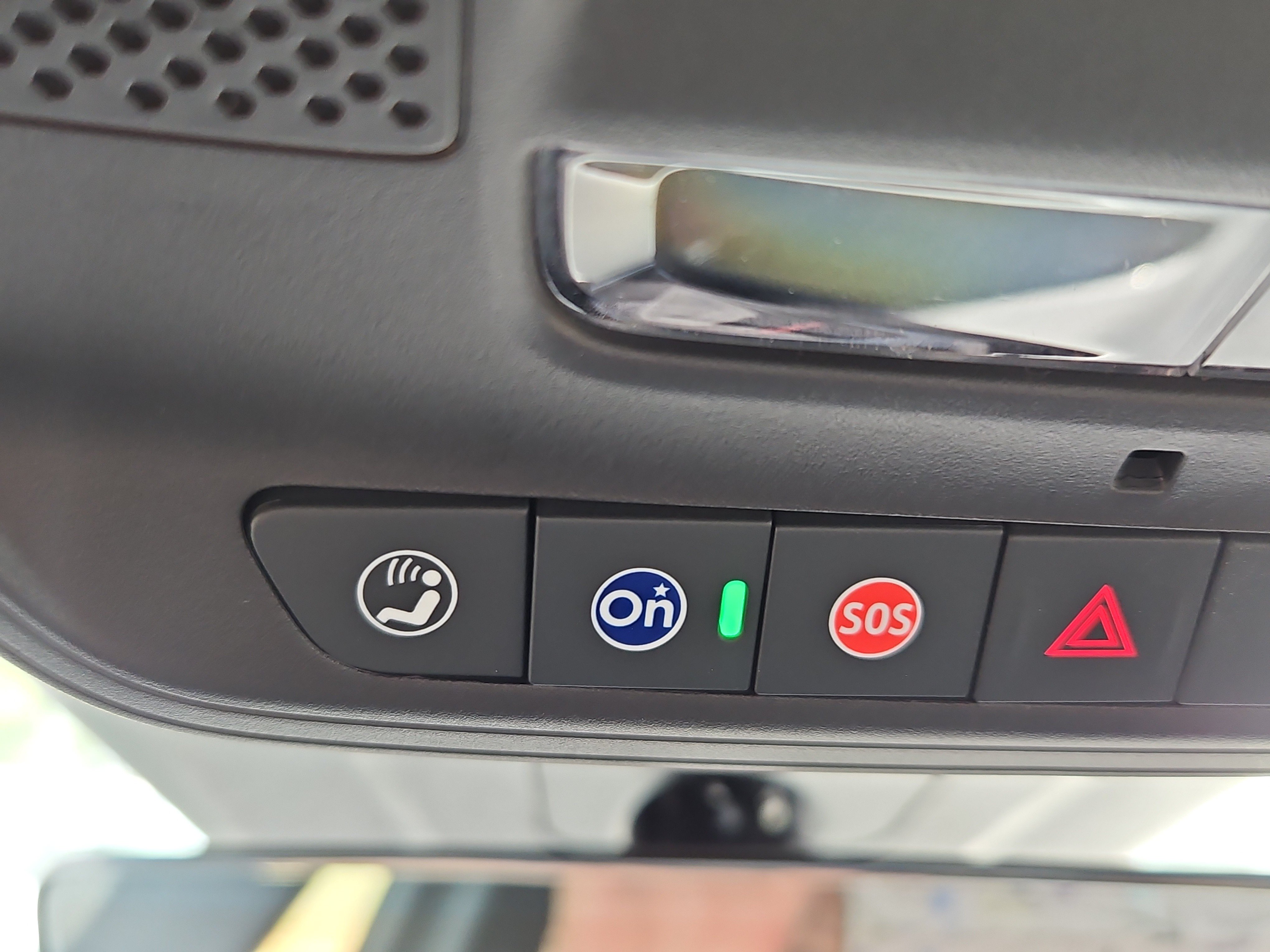 New 2025 Chevrolet Blazer EV AWD Police w/ Remote Keyless Entry Package image 19
