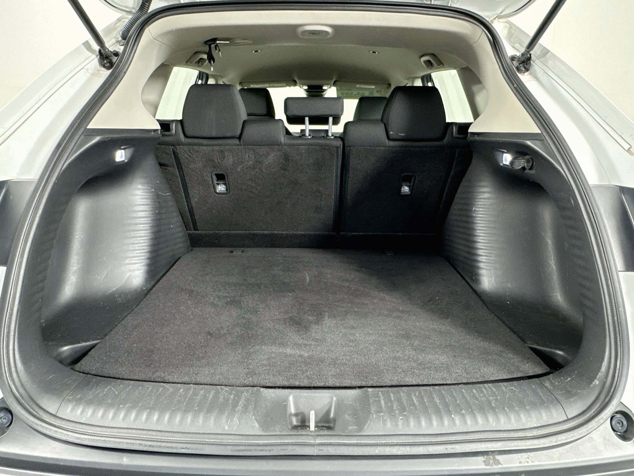 Used 2023 Honda HR-V LX image 24